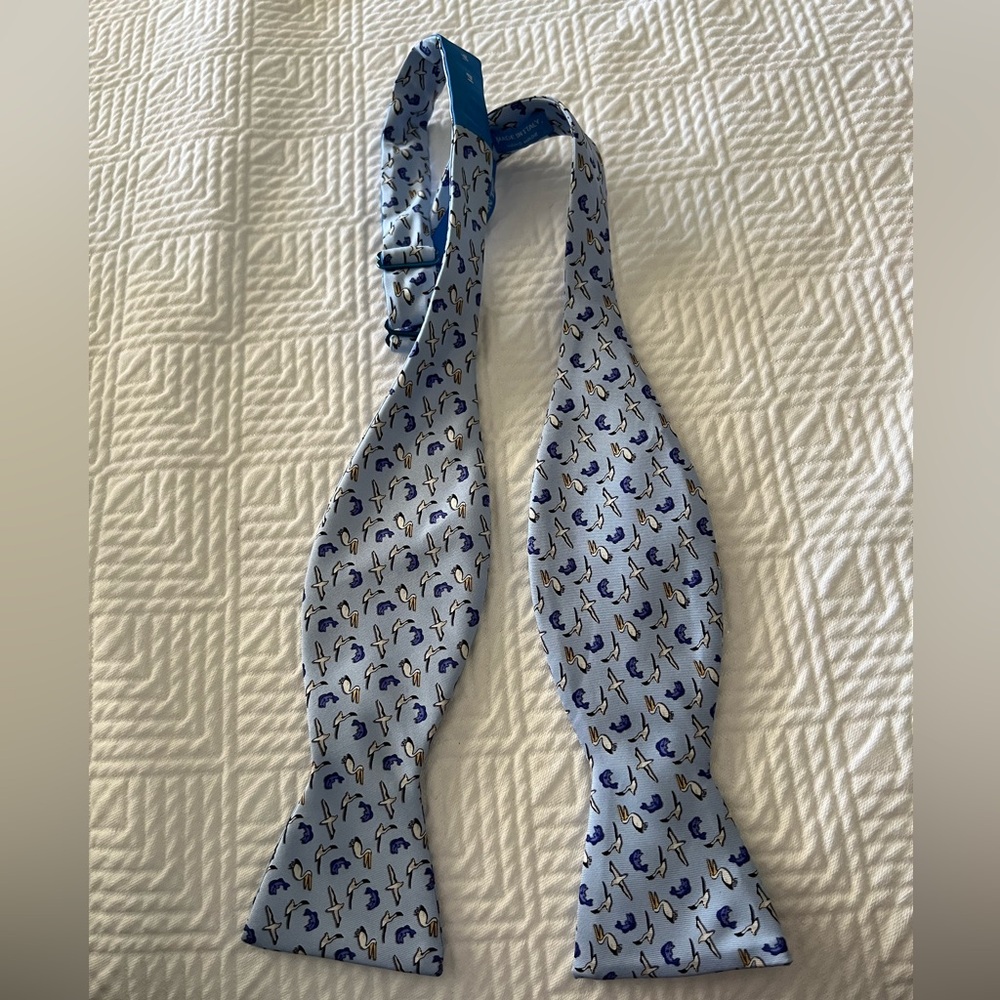 Southern Tide Bow tie